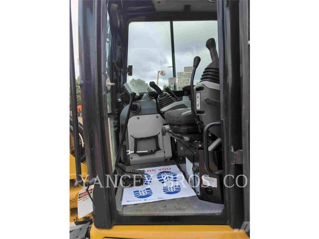 CAT 305E2CR Kāpurķēžu ekskavatori