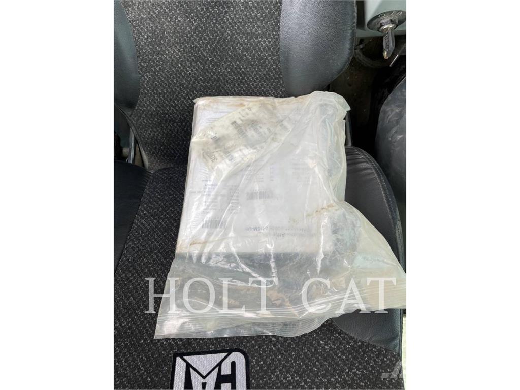 CAT 305E2CR Kāpurķēžu ekskavatori