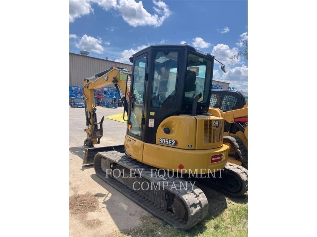 CAT 305E2LC Kāpurķēžu ekskavatori