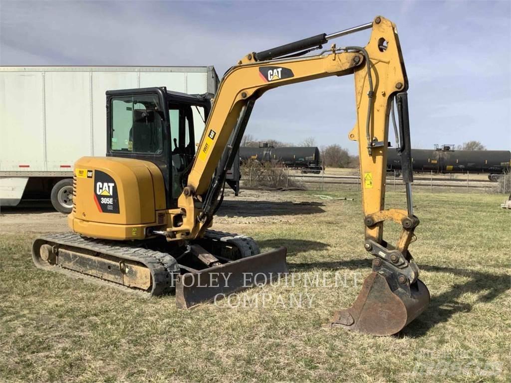 CAT 305ECR Kāpurķēžu ekskavatori