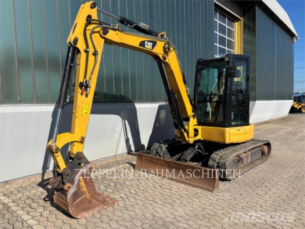 CAT 305ECR Kāpurķēžu ekskavatori