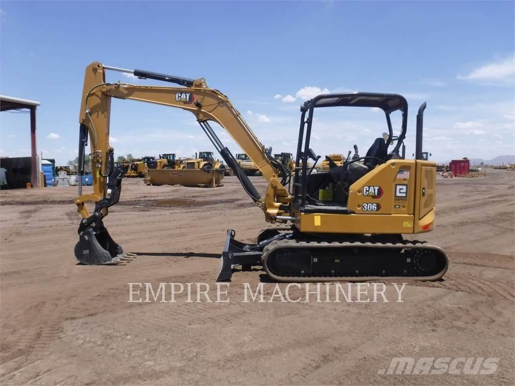 CAT 306 Kāpurķēžu ekskavatori
