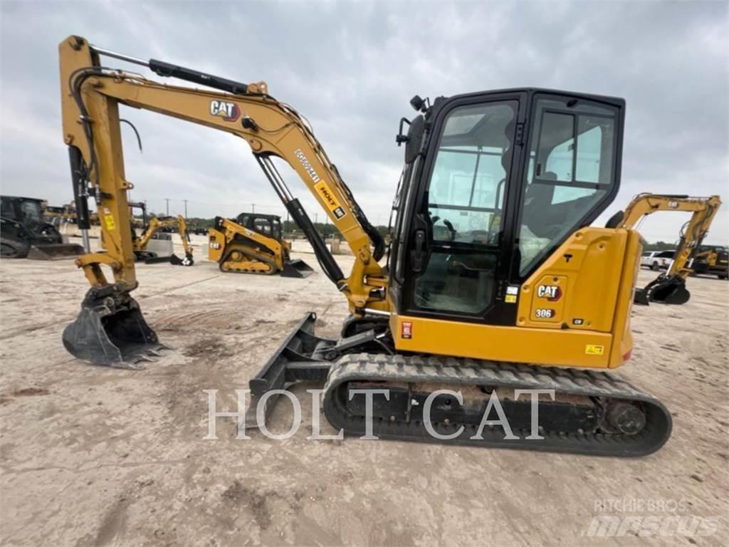 CAT 306 CR Kāpurķēžu buldozeri