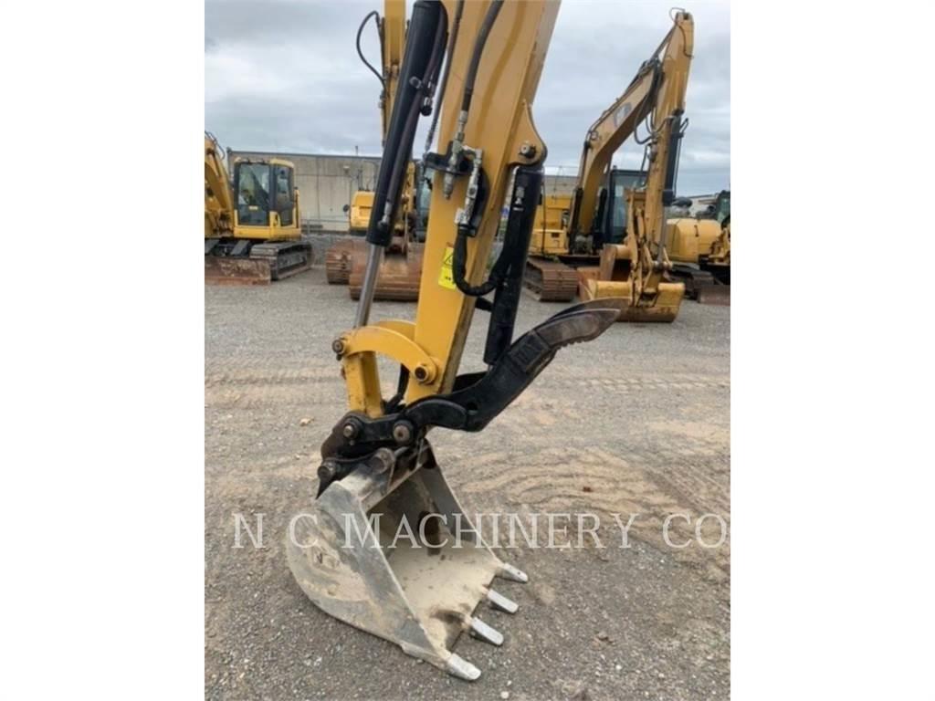 CAT 306 CRCB Kāpurķēžu ekskavatori