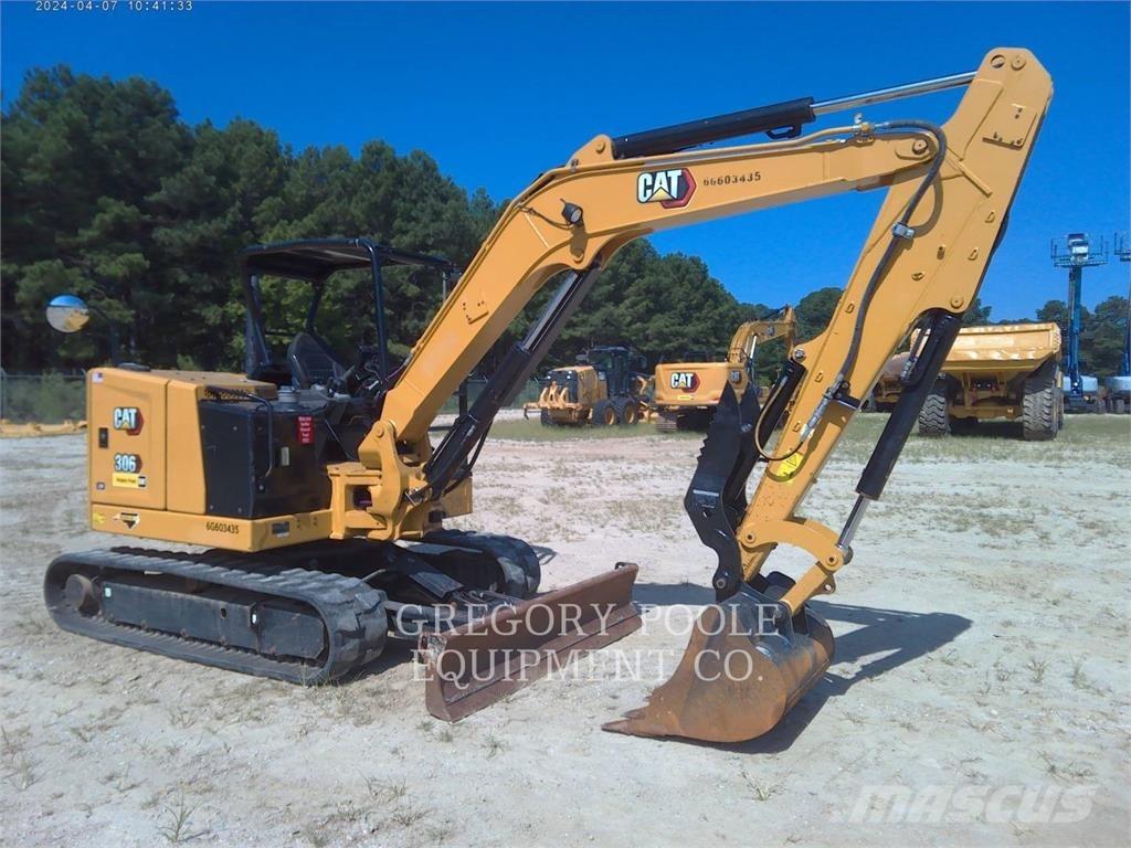 CAT 30607CR Kāpurķēžu ekskavatori