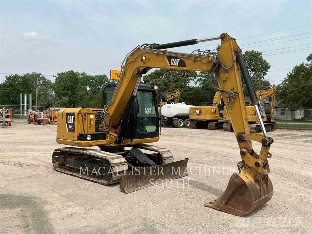 CAT 307E2 Kāpurķēžu ekskavatori