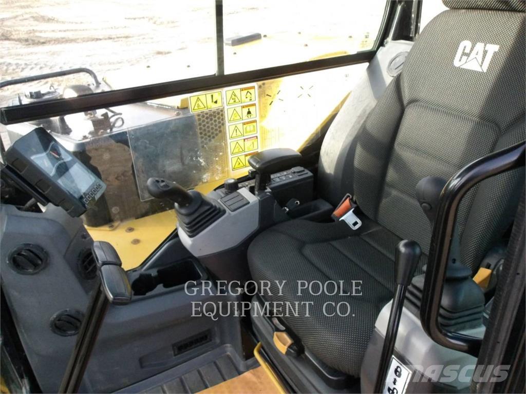 CAT 308 Kāpurķēžu ekskavatori