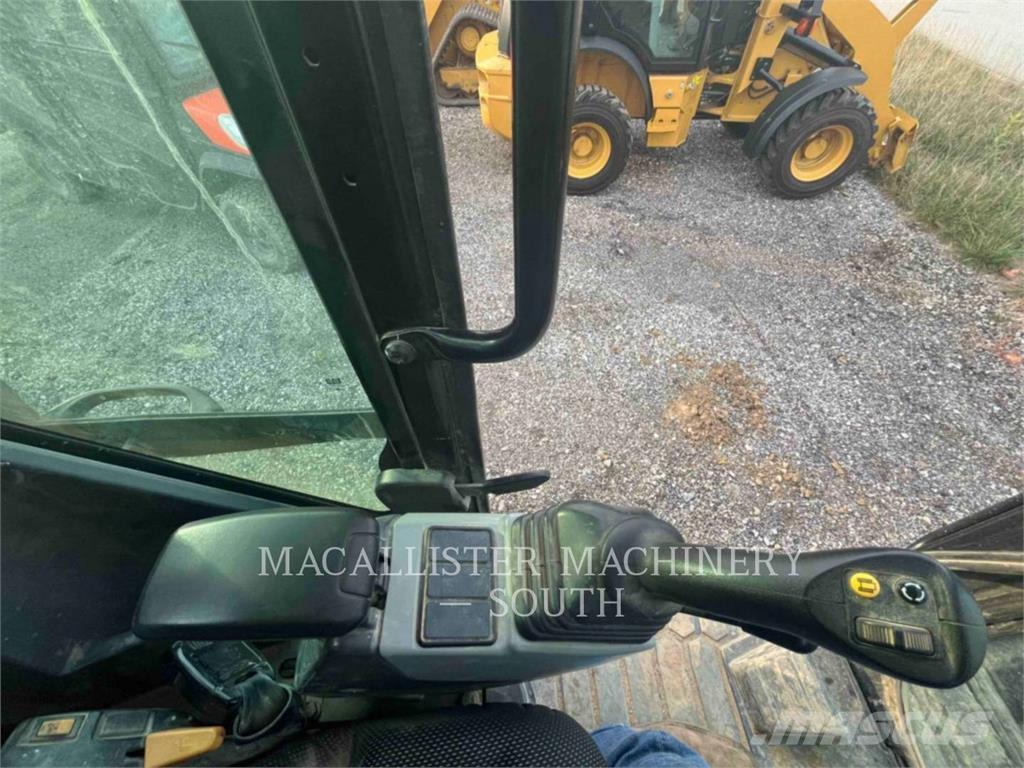 CAT 308CR Kāpurķēžu ekskavatori