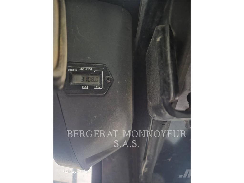 CAT 309 Kāpurķēžu ekskavatori