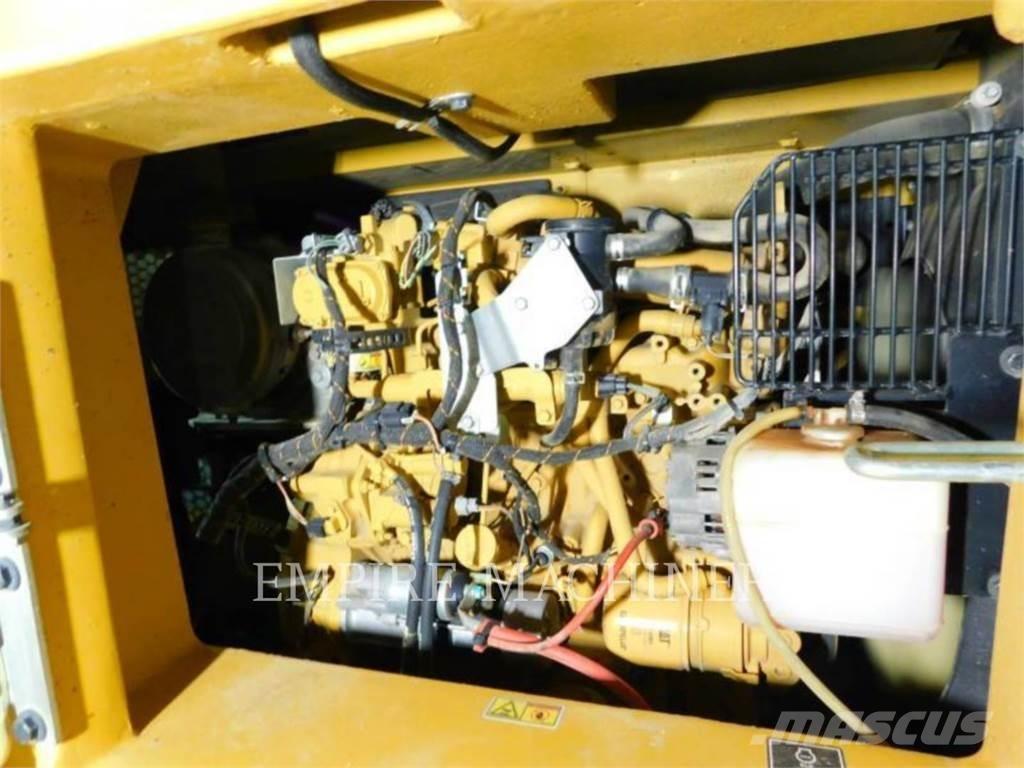 CAT 310-07 Kāpurķēžu ekskavatori