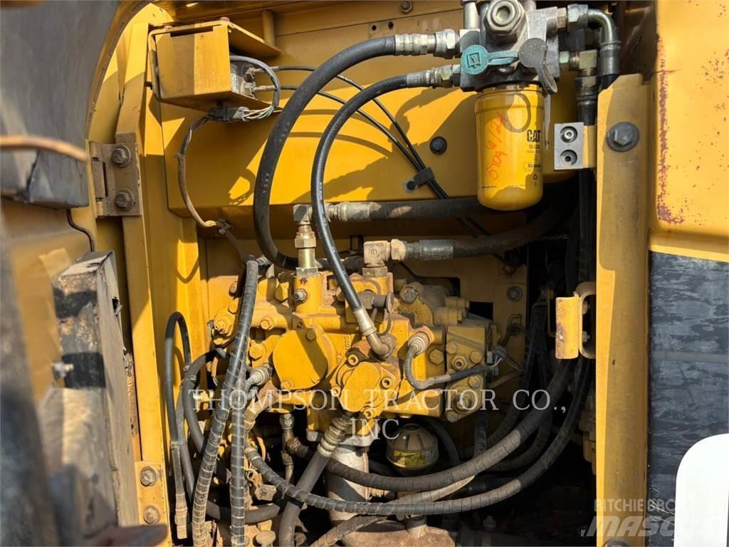 CAT 312CL Kāpurķēžu ekskavatori