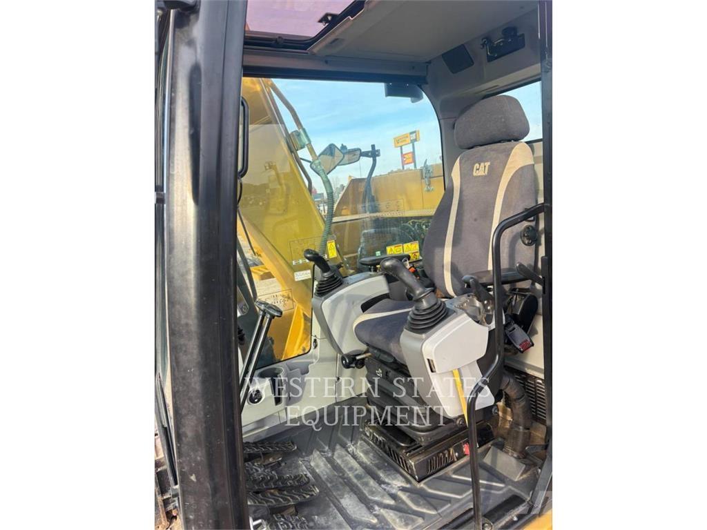 CAT 313F Kāpurķēžu ekskavatori