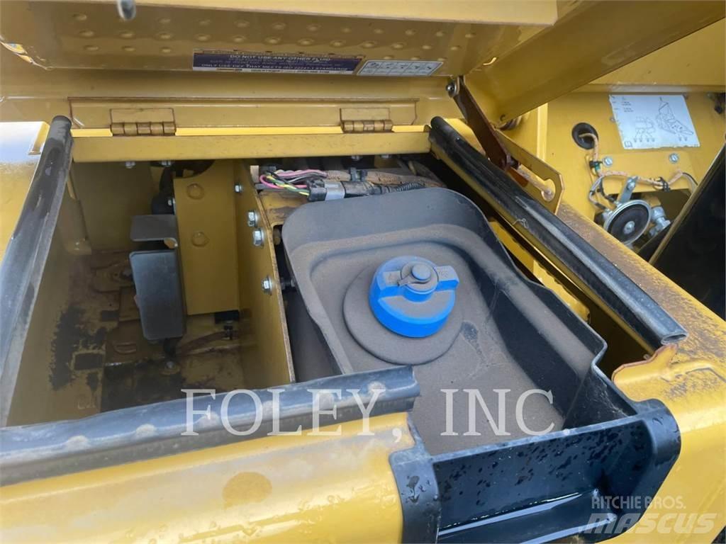 CAT 313FL Kāpurķēžu ekskavatori
