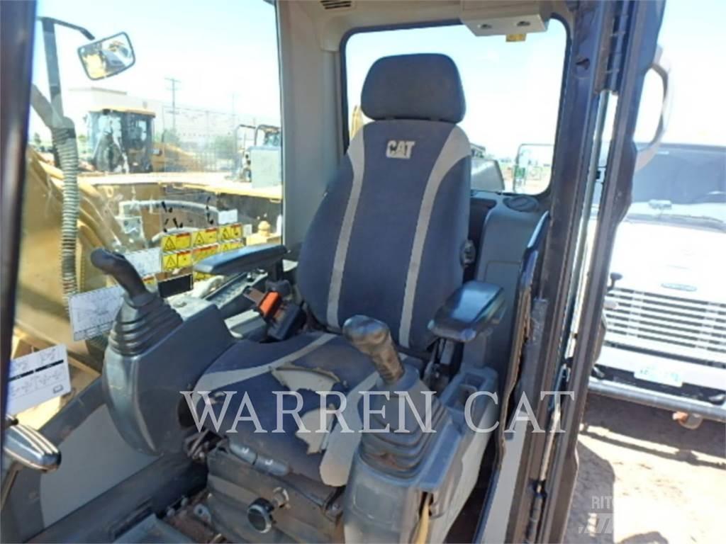 CAT 313FL GCTC Kāpurķēžu ekskavatori