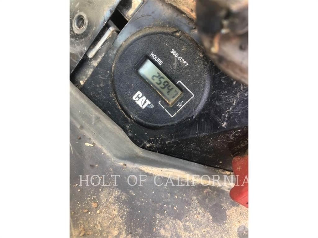CAT 315 Kāpurķēžu ekskavatori