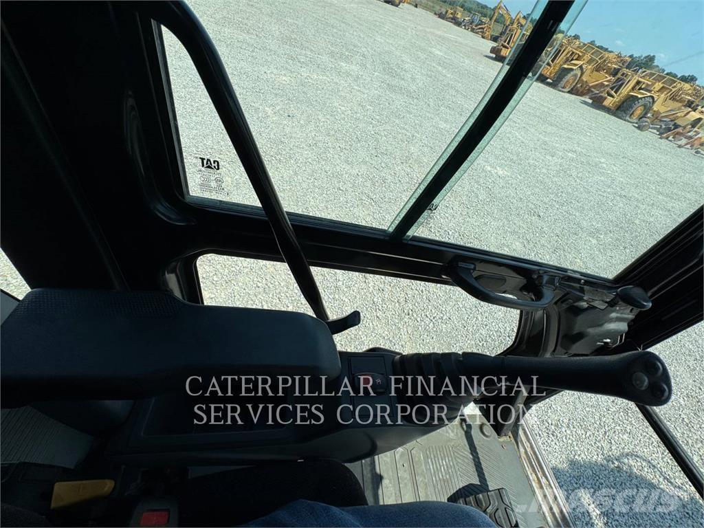 CAT 31707GC Kāpurķēžu ekskavatori