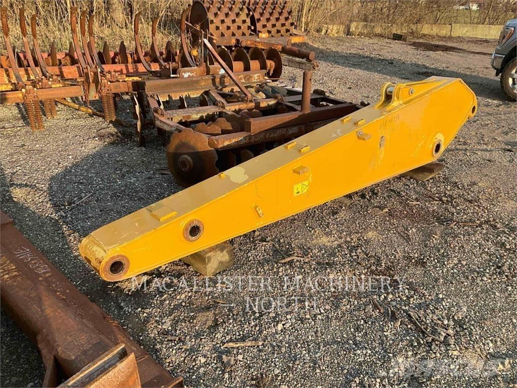 CAT 318F Strēles pacēlāji