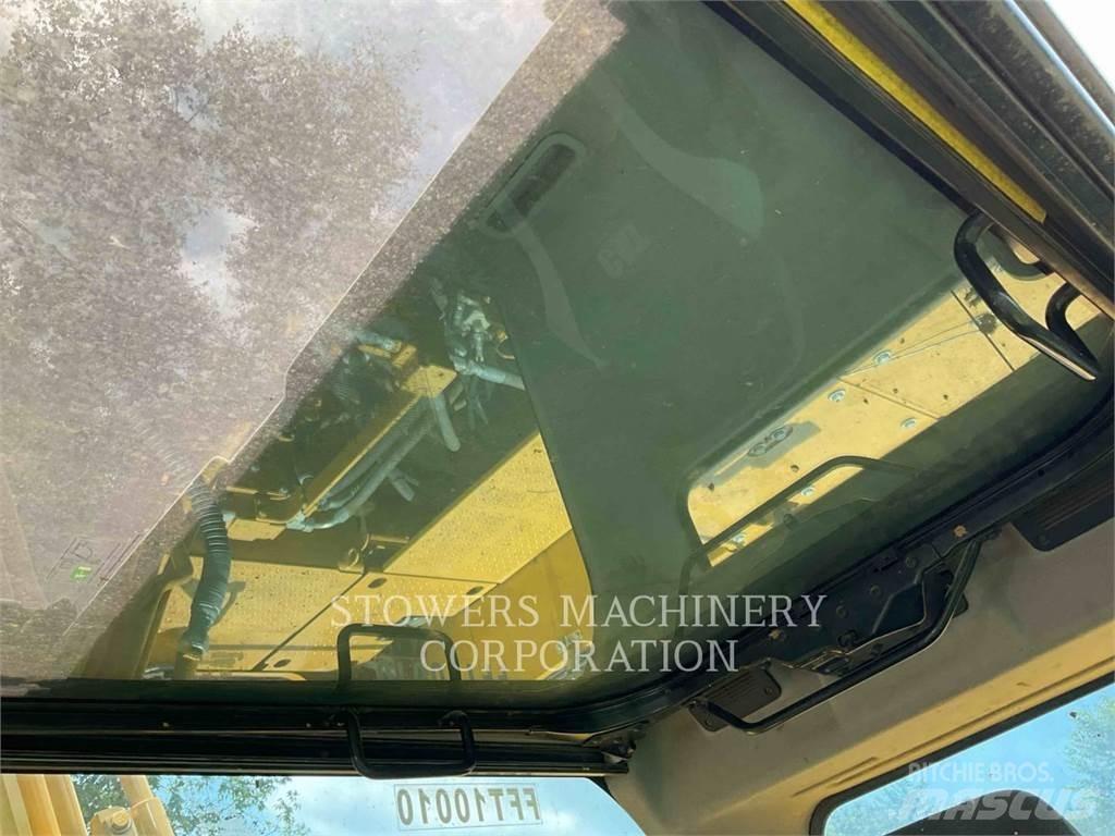 CAT 318FL Kāpurķēžu ekskavatori