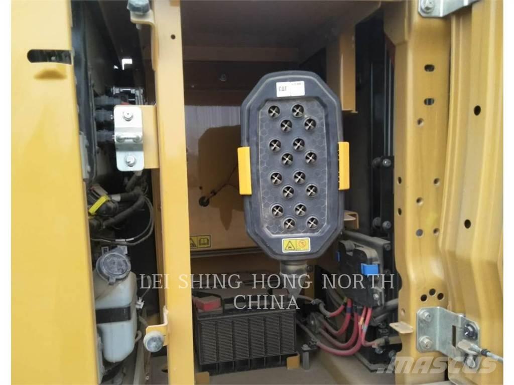 CAT 320-07 Kāpurķēžu ekskavatori