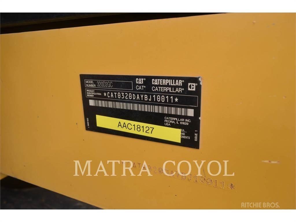 CAT 320 D 2 GC Kāpurķēžu ekskavatori