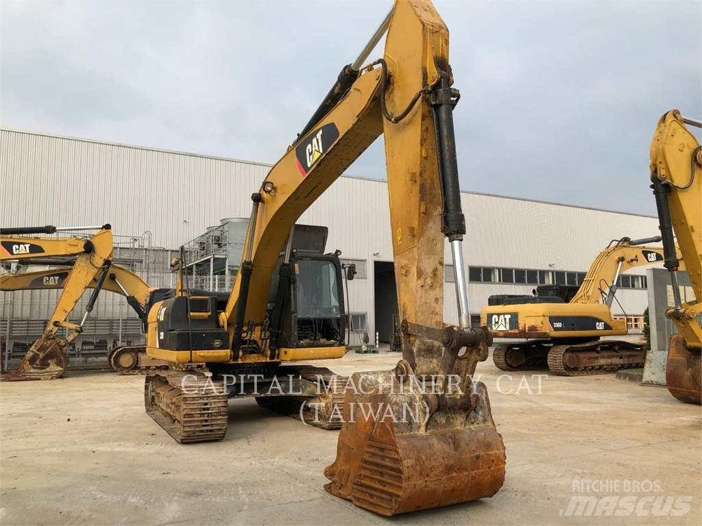 CAT 320D2 Kāpurķēžu ekskavatori