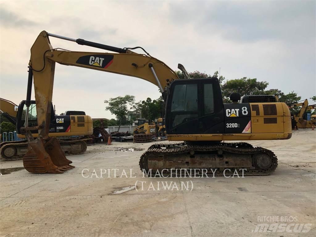 CAT 320D2 Kāpurķēžu ekskavatori