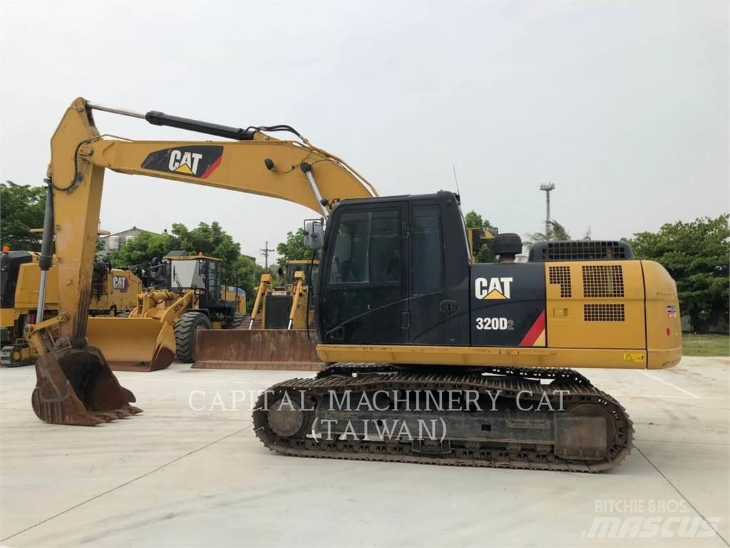 CAT 320D2 Kāpurķēžu ekskavatori