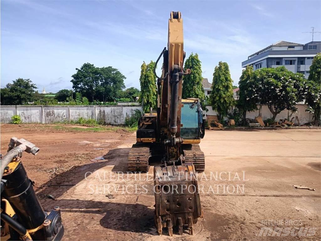 CAT 320D2 Kāpurķēžu ekskavatori