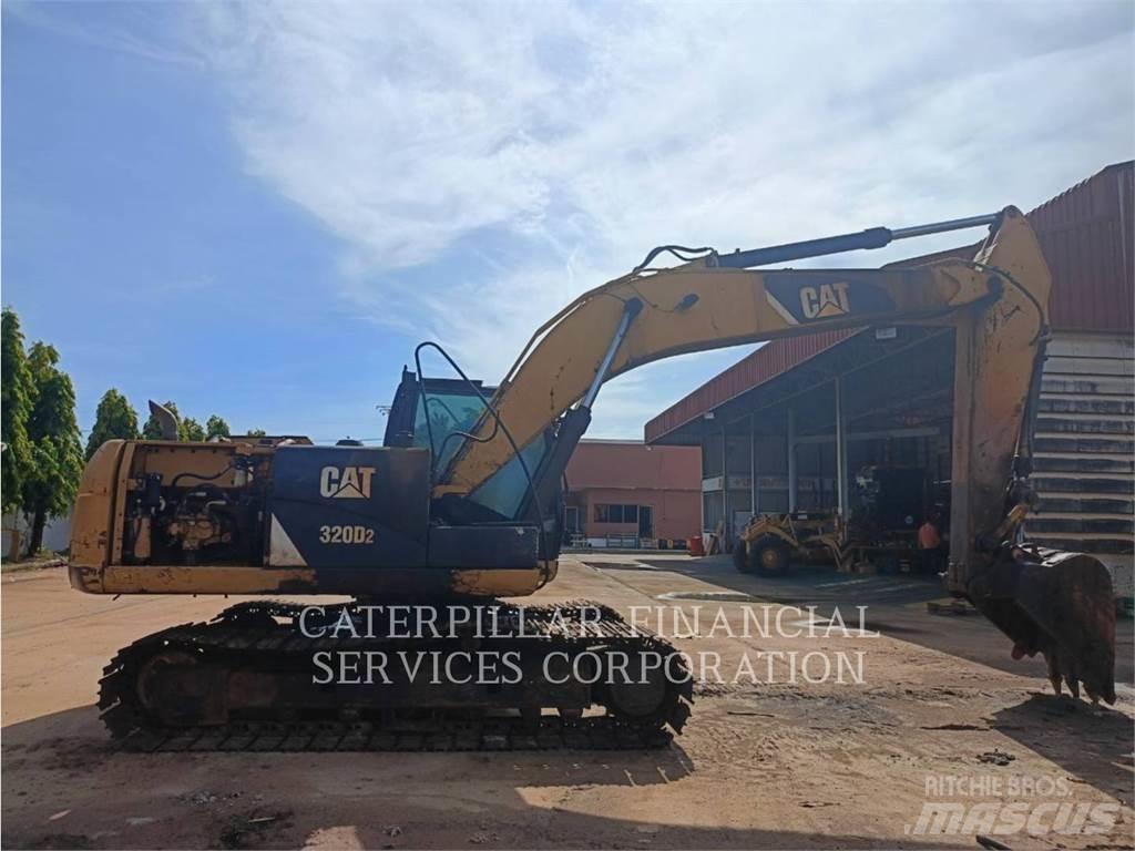 CAT 320D2 Kāpurķēžu ekskavatori