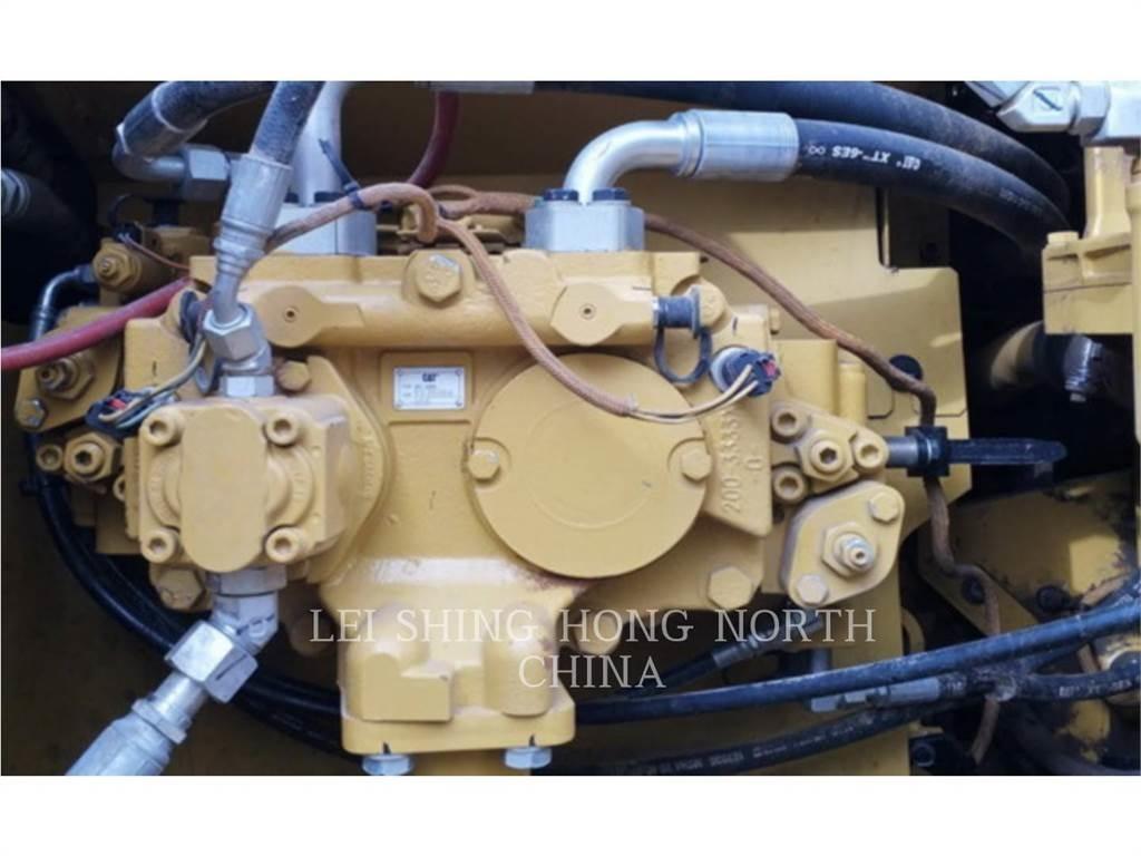 CAT 320D2 Kāpurķēžu ekskavatori