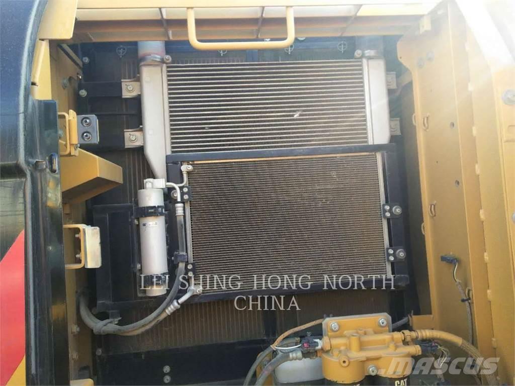 CAT 320D2GC Kāpurķēžu ekskavatori