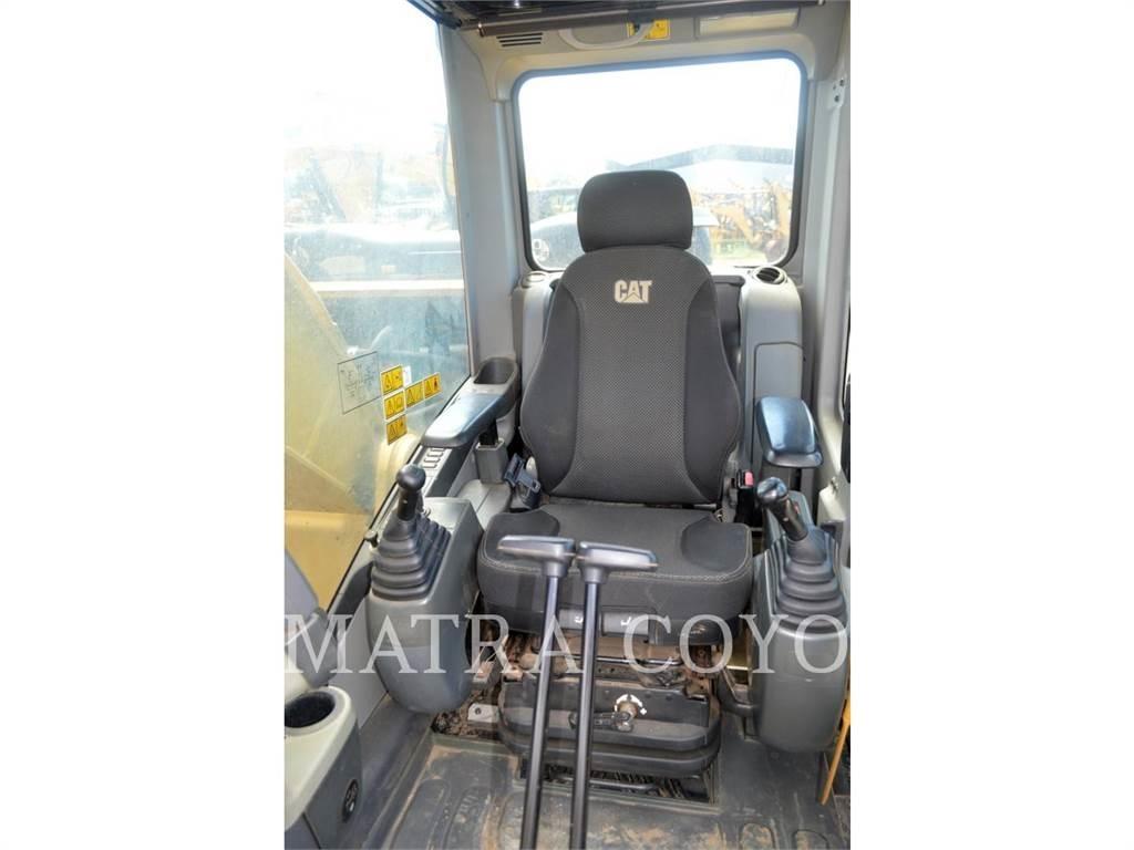 CAT 320D2GC Kāpurķēžu ekskavatori
