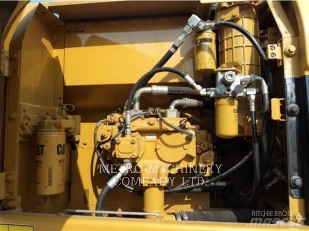 CAT 320DGC Kāpurķēžu ekskavatori