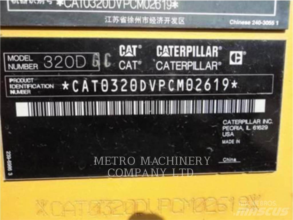 CAT 320DGC Kāpurķēžu ekskavatori