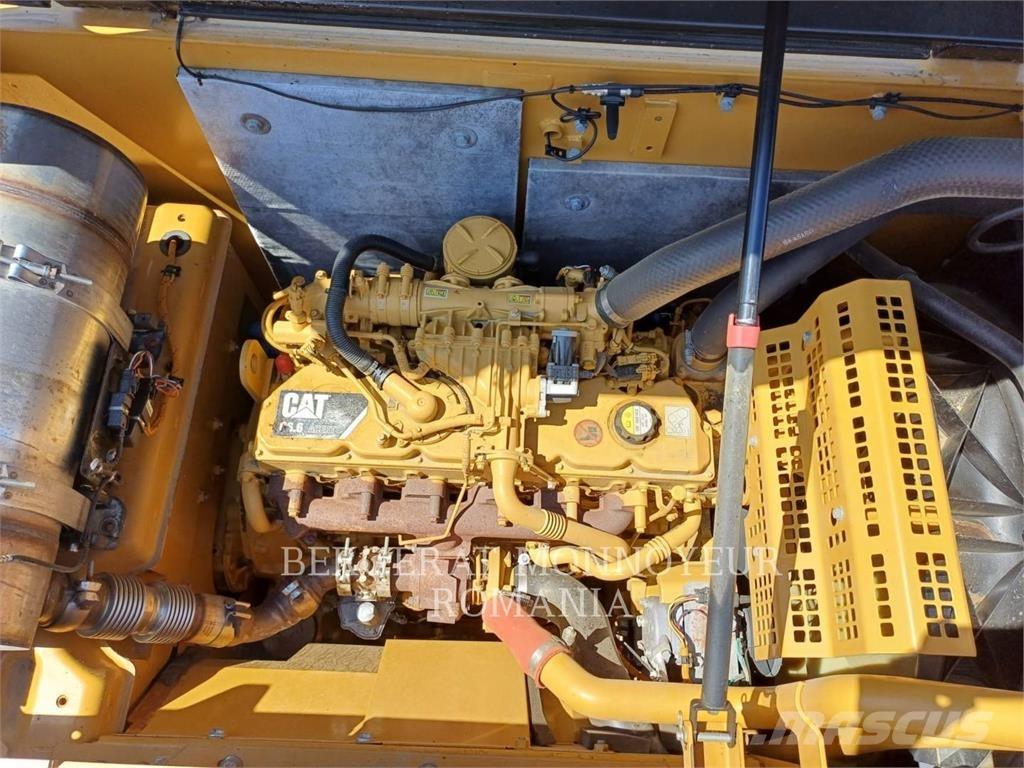 CAT 320EL Kāpurķēžu ekskavatori