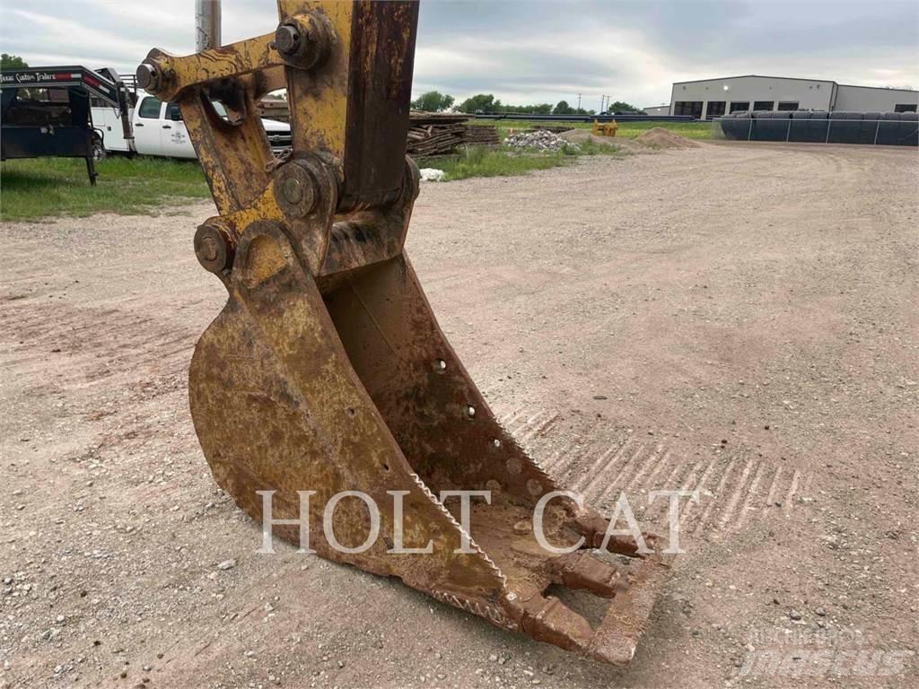CAT 320EL Kāpurķēžu ekskavatori