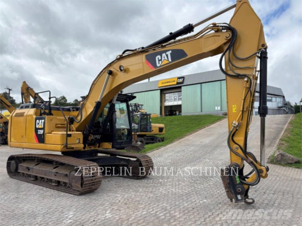 CAT 320FL Kāpurķēžu ekskavatori
