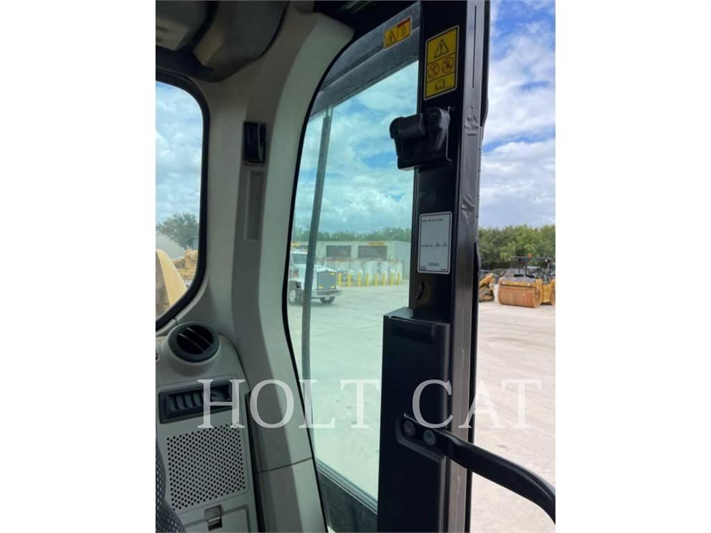 CAT 320GC Kāpurķēžu ekskavatori