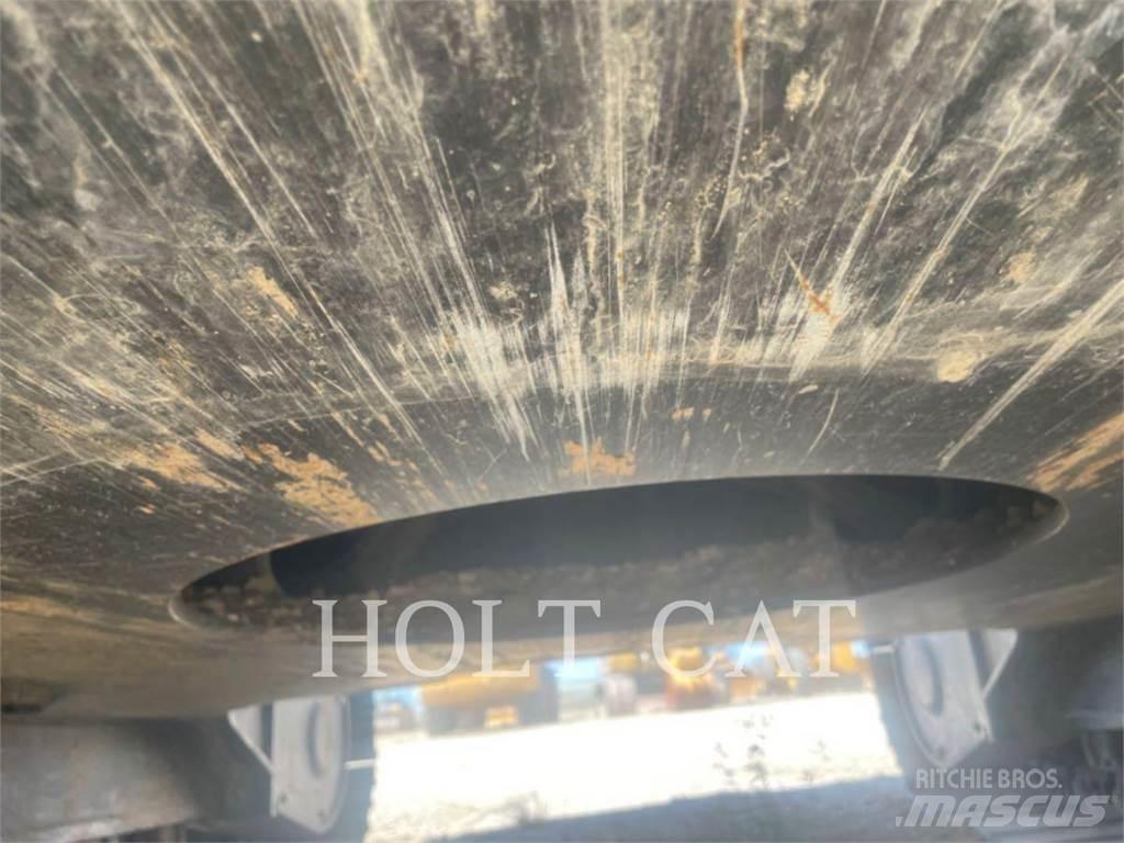 CAT 320GC Kāpurķēžu ekskavatori