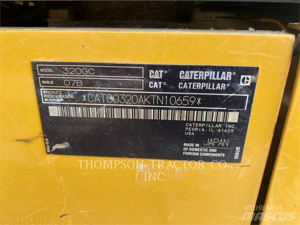 CAT 320GC Kāpurķēžu ekskavatori