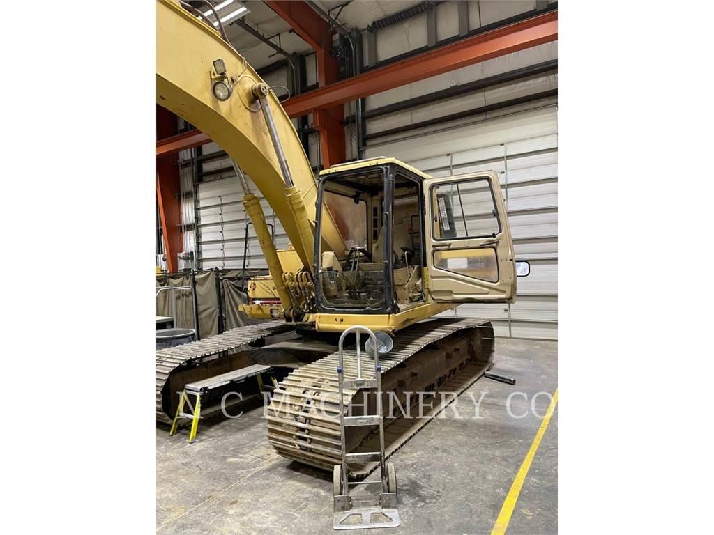 CAT 320L Kāpurķēžu ekskavatori
