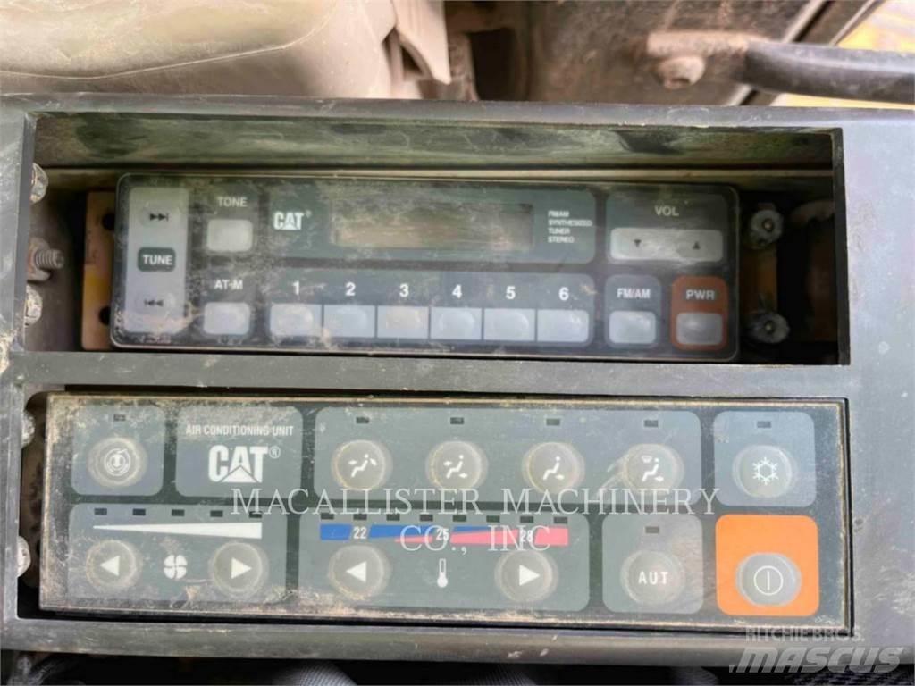 CAT 321CLCR Kāpurķēžu ekskavatori