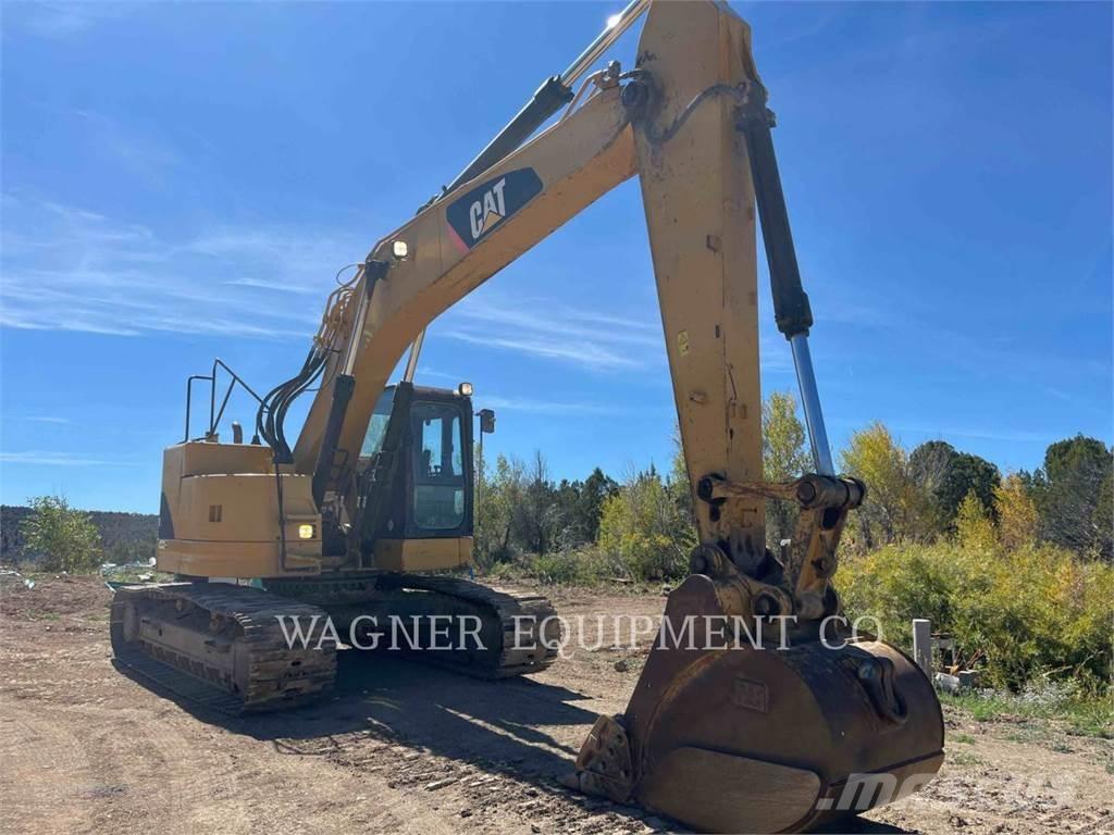 CAT 321DL TCIR Kāpurķēžu ekskavatori