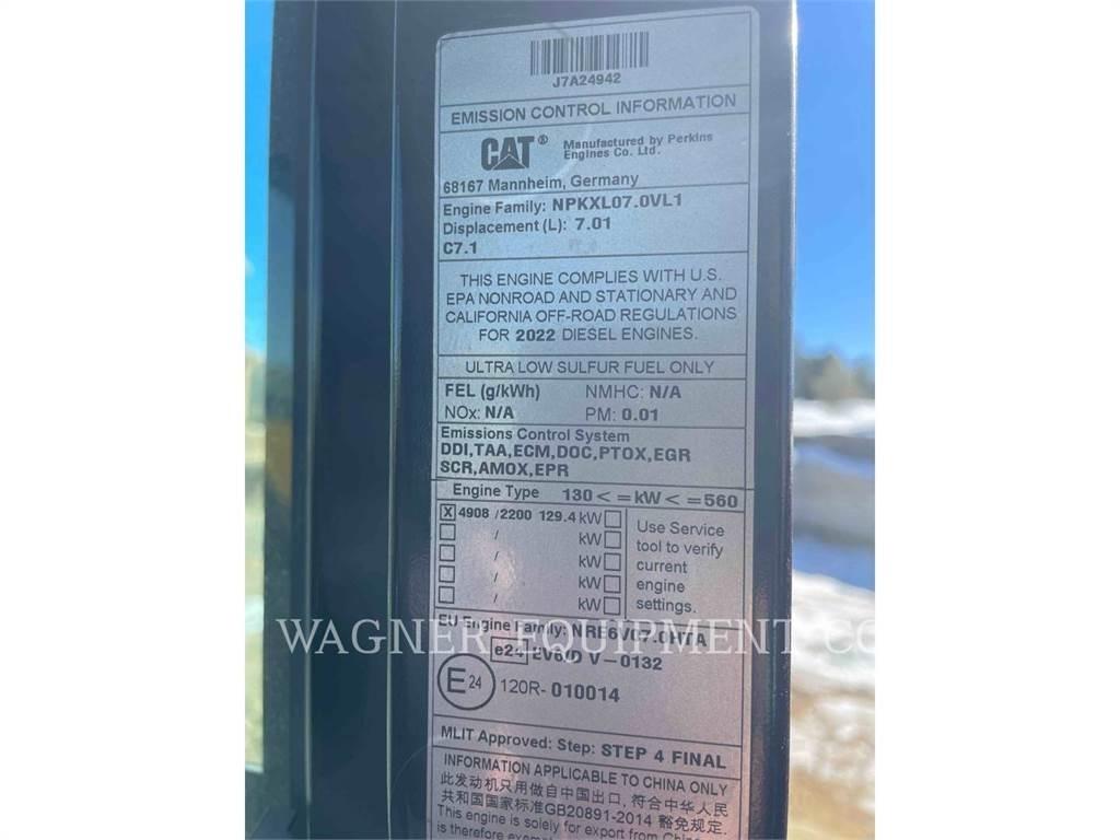 CAT 323 Kāpurķēžu ekskavatori