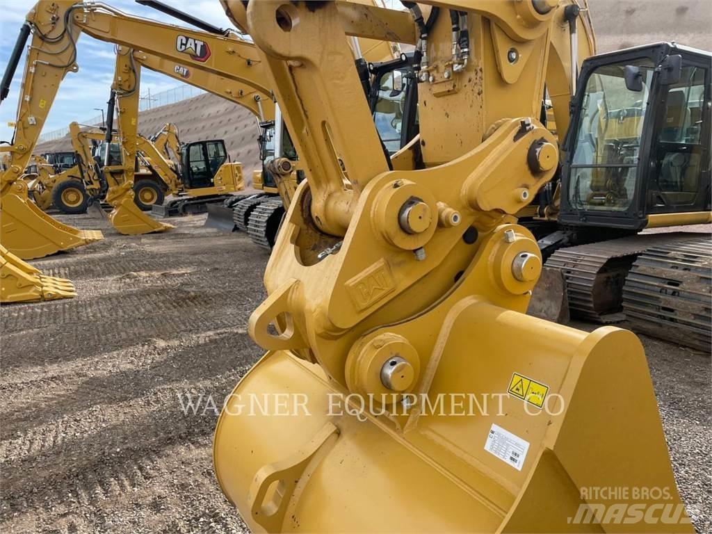 CAT 323 Kāpurķēžu ekskavatori