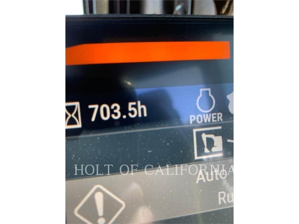 CAT 323 Kāpurķēžu ekskavatori