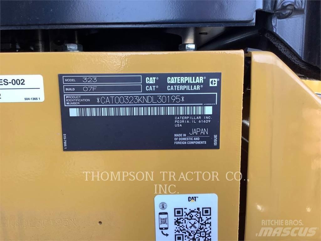 CAT 323 Kāpurķēžu ekskavatori