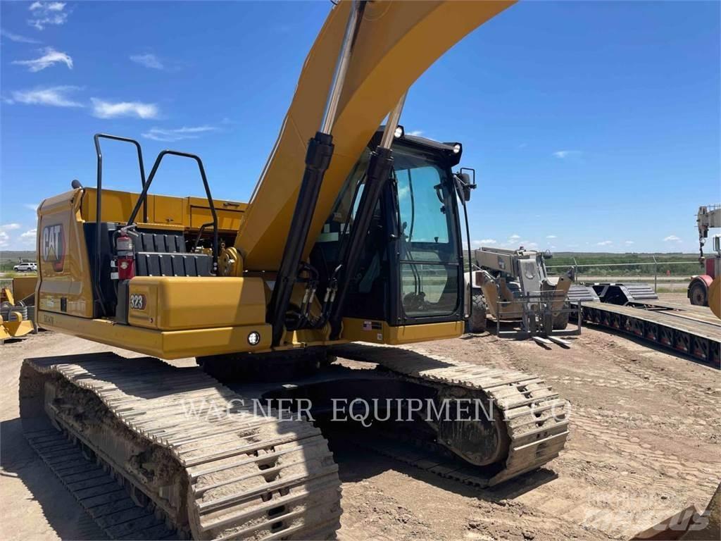 CAT 323 Kāpurķēžu ekskavatori
