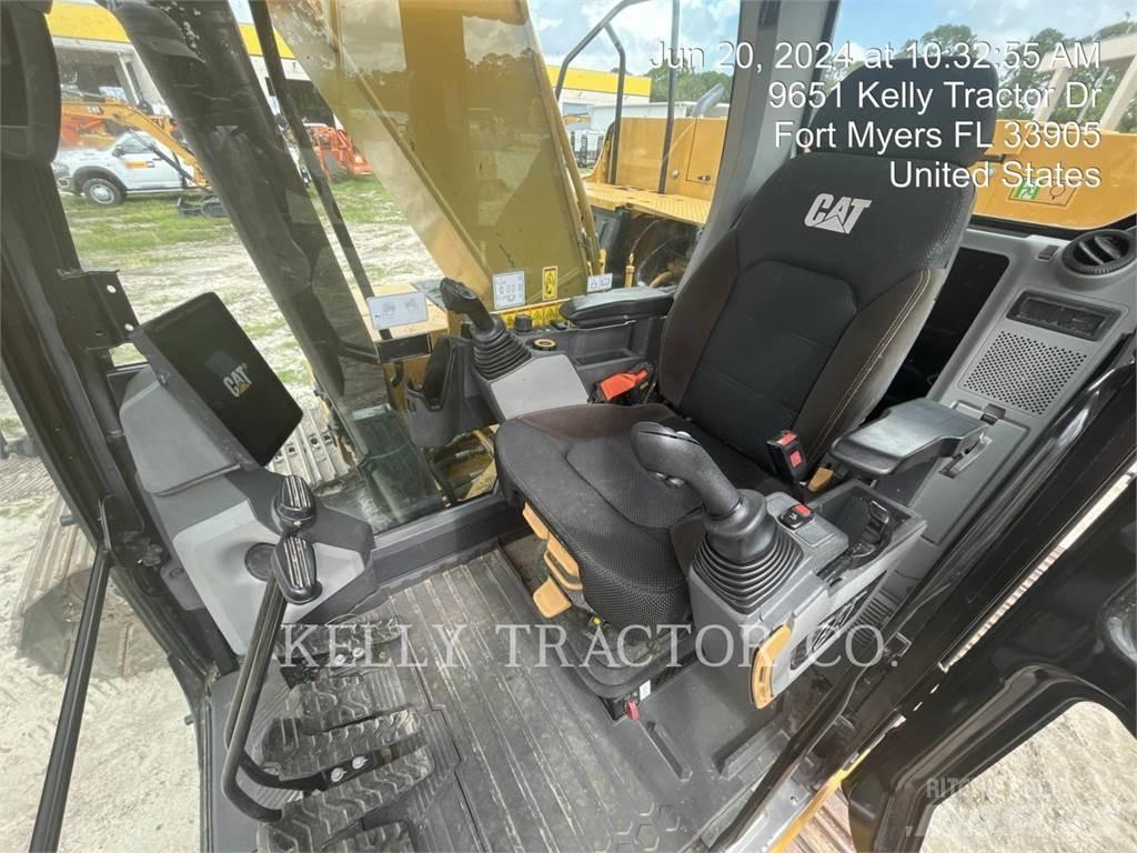 CAT 323 Kāpurķēžu ekskavatori