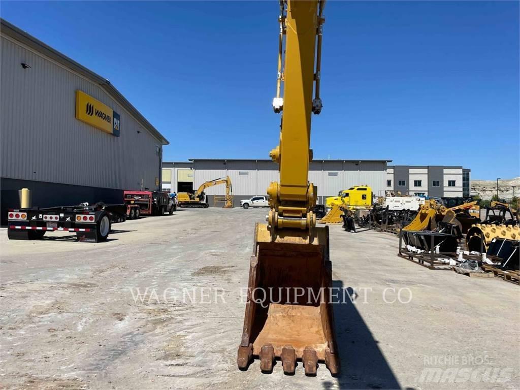 CAT 323 Kāpurķēžu ekskavatori